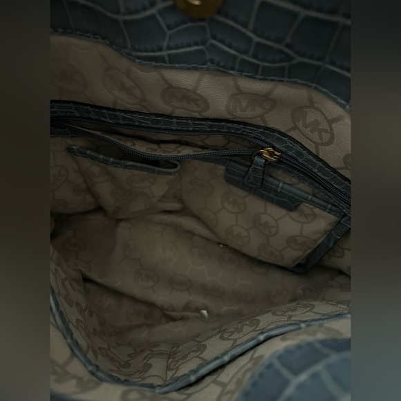 Michael Kors denim bag - Picture 6 of 9